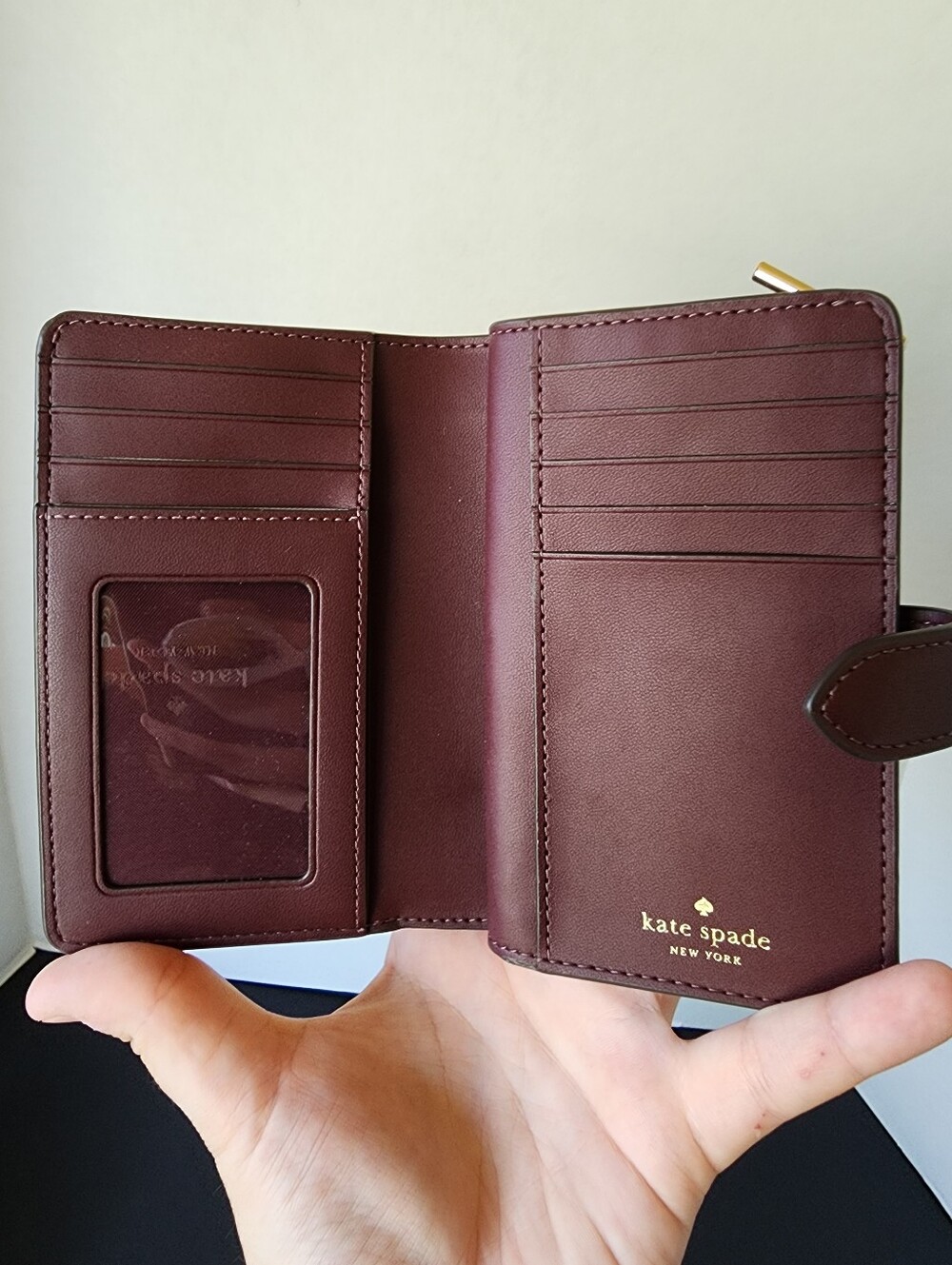 ✨️NWT✨️ Kate Spade Flower Spade Compact L-Zip Wallet, 2024, $199 MSRP - Picture 5 of 7